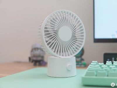 炎炎夏日，ABS材质小风扇瞬间胶粘接固化