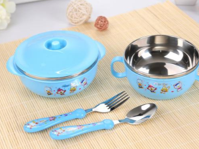 儿童餐具硅胶粘接使用案例，用聚力您放心！