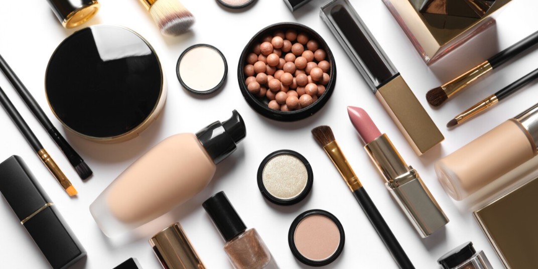 聚力PP塑料胶水通过FDA认证适用于化妆品容器。