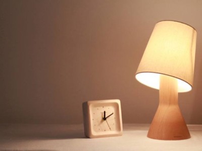 聚力快干胶水在台灯上的应用，24年厂家品质有保障！