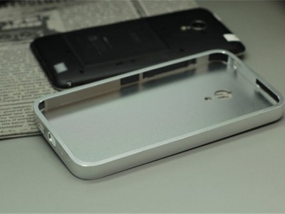 手机金属壳磁铁粘接案例，聚力高浓度快干胶告诉您